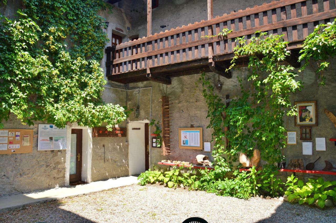 Apartamento Cascina Des Religieuses Aosta Exterior foto